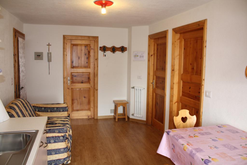 Casa Longa Apartamento Livigno Quarto foto